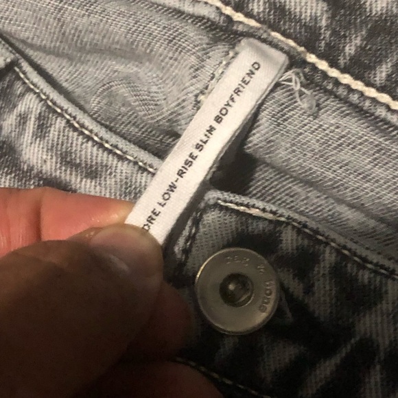 Rag & Bone Dre Low Rise Slim Boyfriend Jeans Women's 30 Relaxed Fit in Acid Wash - Picture 3 of 6